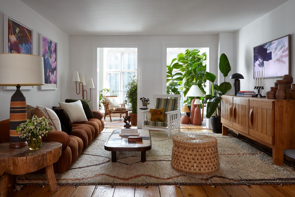 Em Manhattan, casa histórica é restaurada e ganha decoração de estilo boho