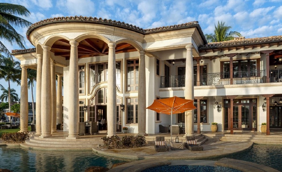 Magnata dos EUA triplica valor de mansão após reforma e pede R$ 190 milhões — Foto: Divulgação