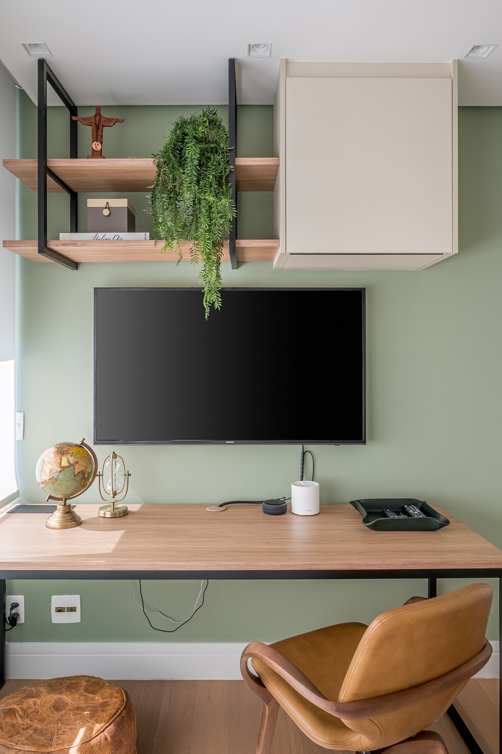 Escritório verde em casa: 7 ideias de decoração para fazer o seu