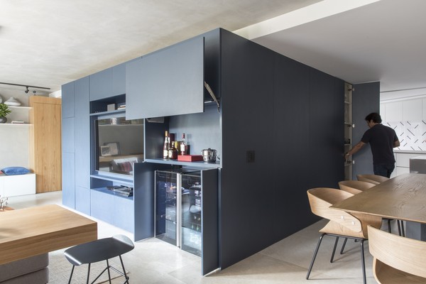 Cor azul-petróleo: 10 ideias de decoração com o tom elegante