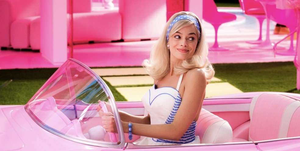 Margot Robbie é a protagonista do filme 'Barbie' — Foto: Reprodução/Amazon