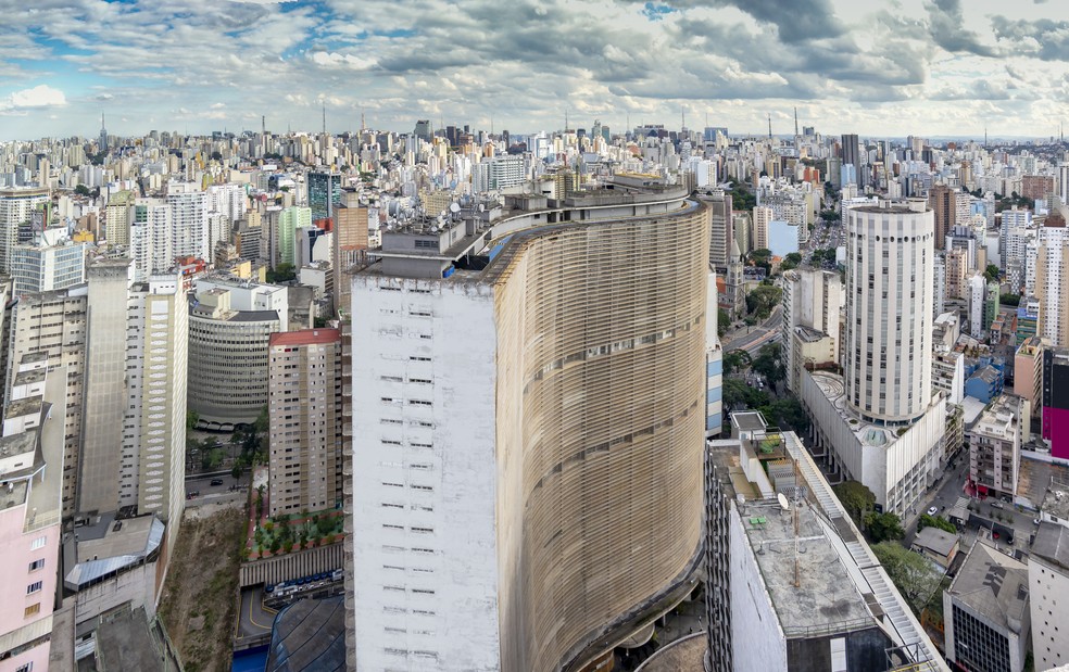 Edifício Copan, assinado por Oscar Niemeyer — Foto: Getty Images/wsfurlan