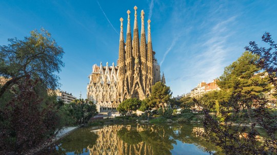 Sagrada Família, em Barcelona, ganha nova data para aguardada conclusão