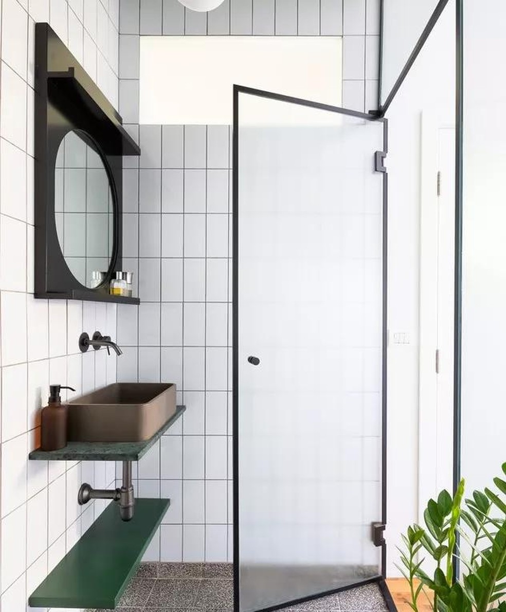 Banheiros modernos: 20 ideias de decoração para todos os estilos (Foto: Ido Aden) — Foto: Casa Vogue