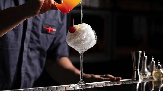 Quanto custa beber no bar de São Paulo eleito um dos melhores do mundo