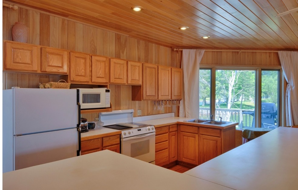 Cozinha de casa em ilha privada nos EUA — Foto: Divulgação/Private Islands