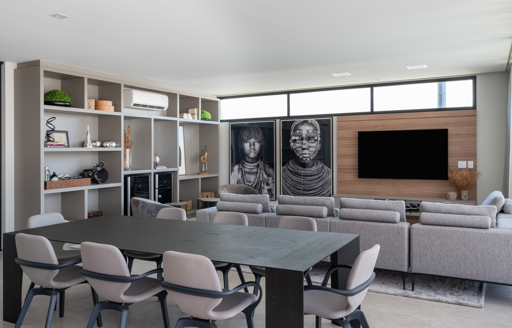 Décor do dia: sala de estar e janter integradas com obras de arte e em ...