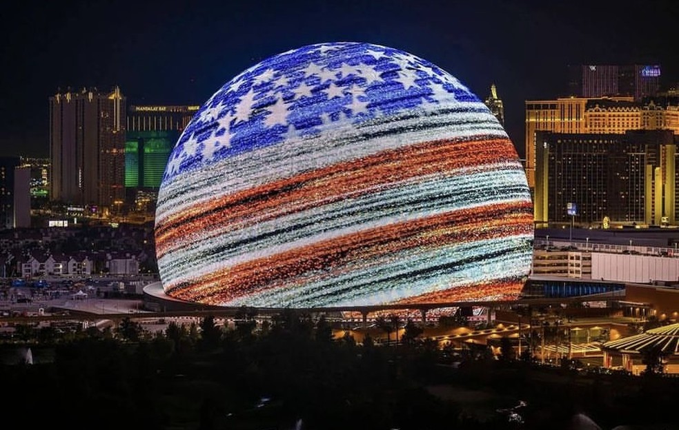 Toda a esfera é revestida por 1,2 milhão de LEDs do tamanho de um disco de hóquei — Foto: Reprodução/Instagram @lasvegasmsgsphere