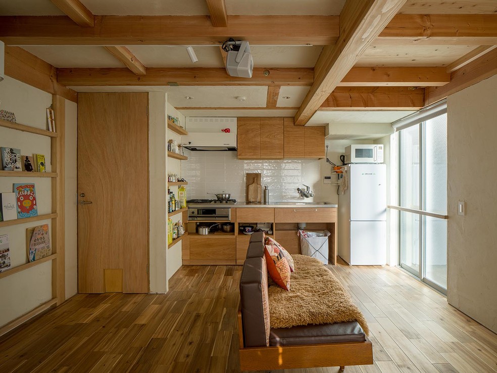 Por conta do design preciso, no total, a casa ficou com 60 m² de área construída — Foto:  Katsumasa Tanaka 