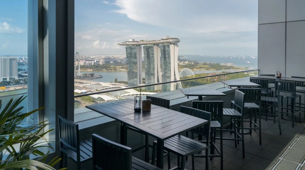 Microcervejaria mais alta do mundo fica em 33º andar de prédio na Ásia — Foto: Divulgação/LeVel33