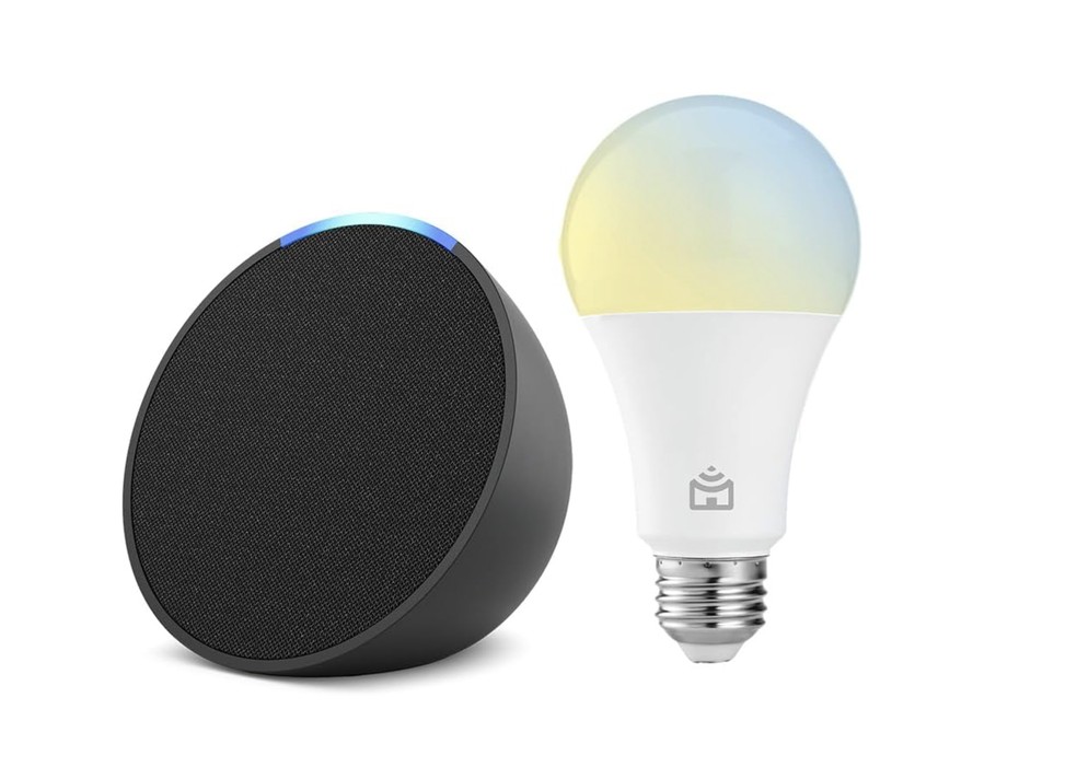 Kit com Echo Pop + lâmpada inteligente — Foto: Reprodução/Amazon