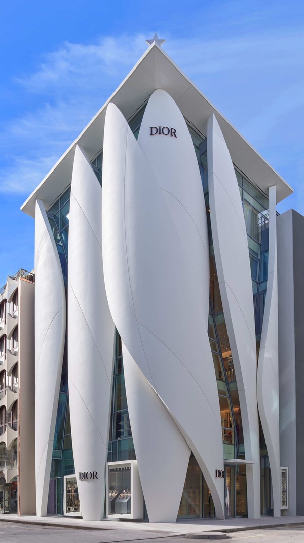 Por dentro da nova (e hipnotizante) loja da Dior em Genebra