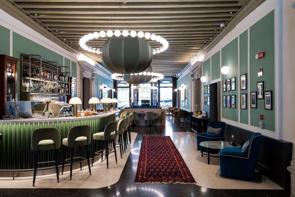 ZOJA Wine Bar & Terrace serve comida tradicional veneziana e bons vinhos — Foto: Divulgação/Radisson Collection Hotel, Palazzo Nani Venice