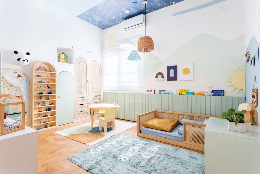 Décor do dia: quarto infantil com estampas de elementos da natureza