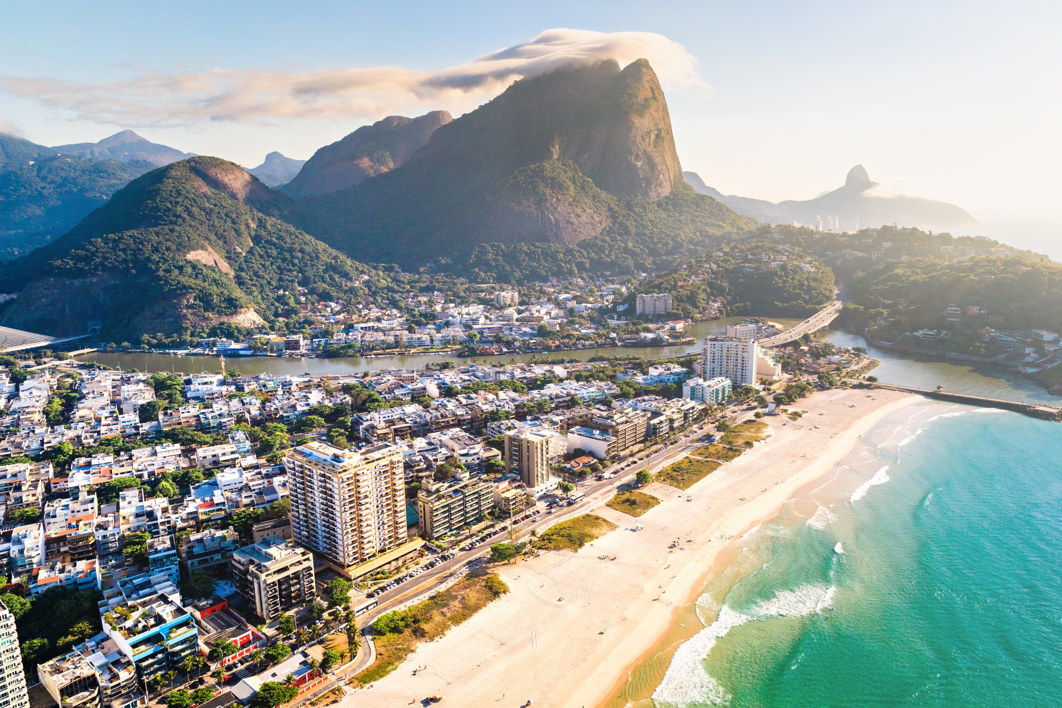 Busca por imóveis de alto padrão cresce no Rio de Janeiro, demonstra ...