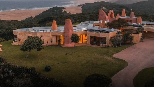 'Castelo de areia' para 8 hóspedes tem diária de R$ 7 mil na África do Sul