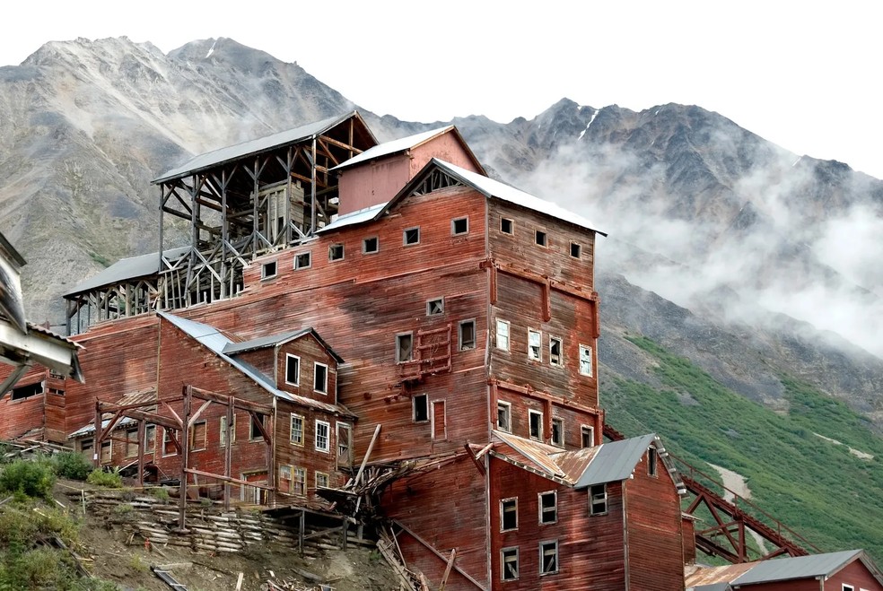 Kennecott se beneficia da natureza de tirar o fôlego, mas remota, do Alasca — Foto: Getty Images