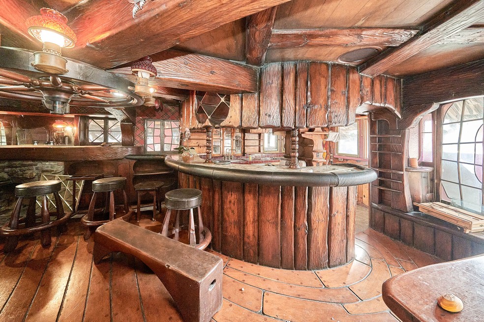 Casa Hobbit de Los Angeles à venda por R$ 11,4 milhões — Foto: Reprodução/The Sher Group
