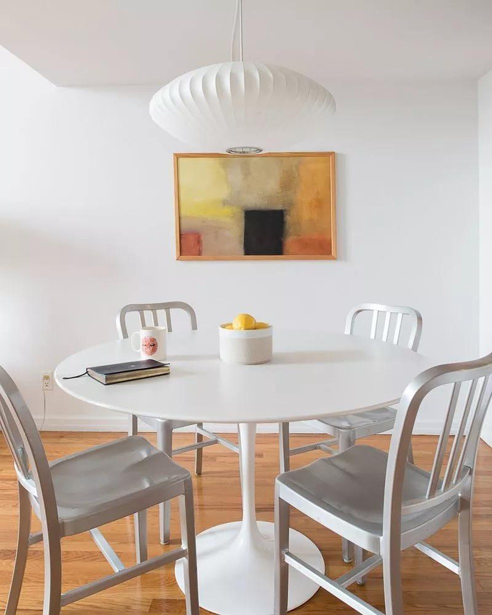 Mesa Saarinen: ideias para usar a peça icônica na decoração (Foto: Reprodução/Instagram) — Foto: Casa Vogue