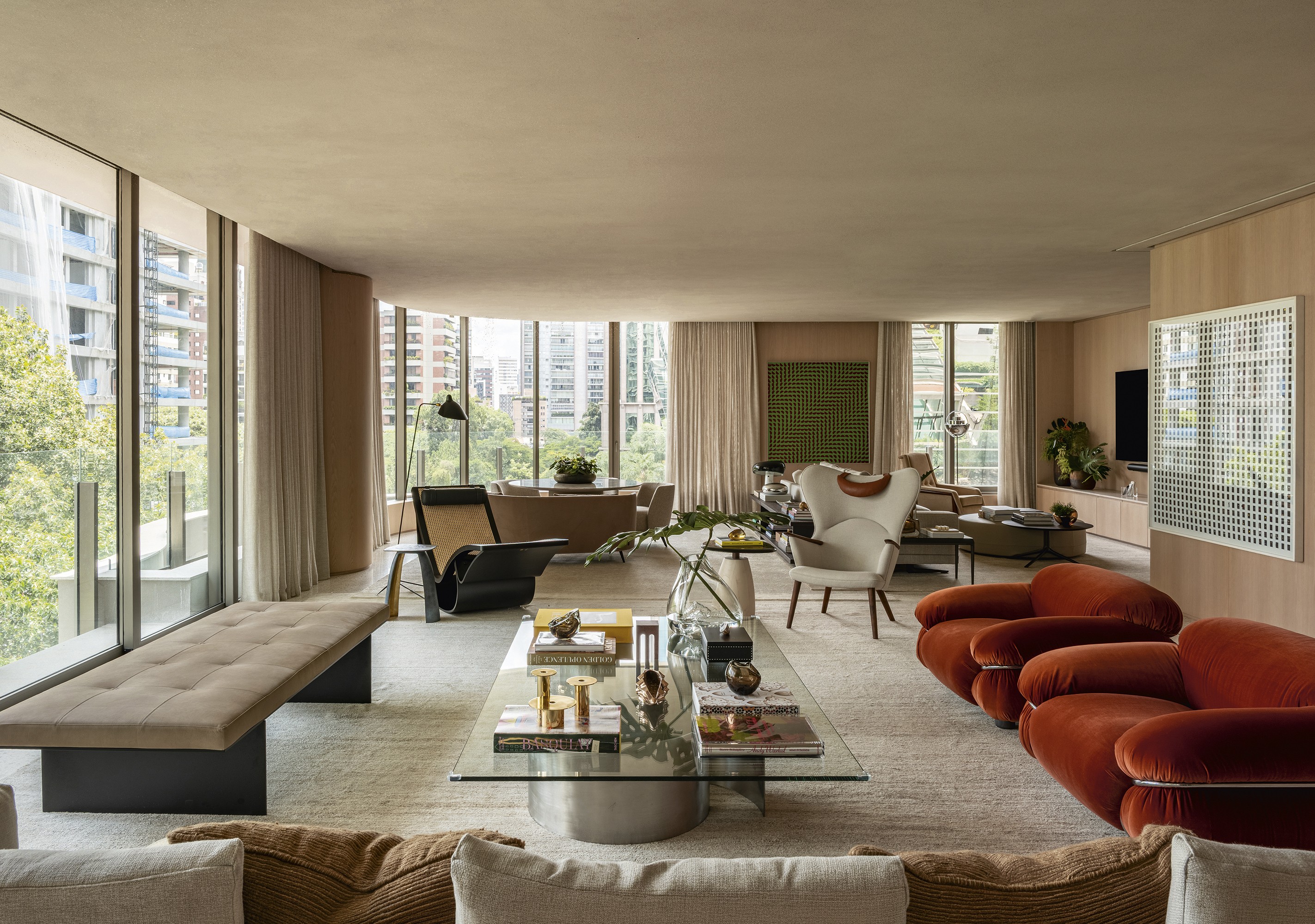 Do escandinavo à pop-art: apartamento mostra como combinar diferentes estilos na decoração
