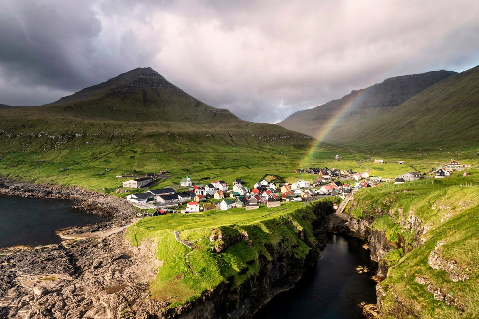 Gjogv, nas Ilhas Faroé — Foto: Getty Images