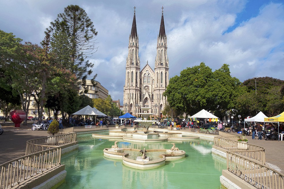 Santa Cruz do Sul abriga a Catedral São João Batista, a maior em estilo gótico da América do Sul — Foto: Getty Images
