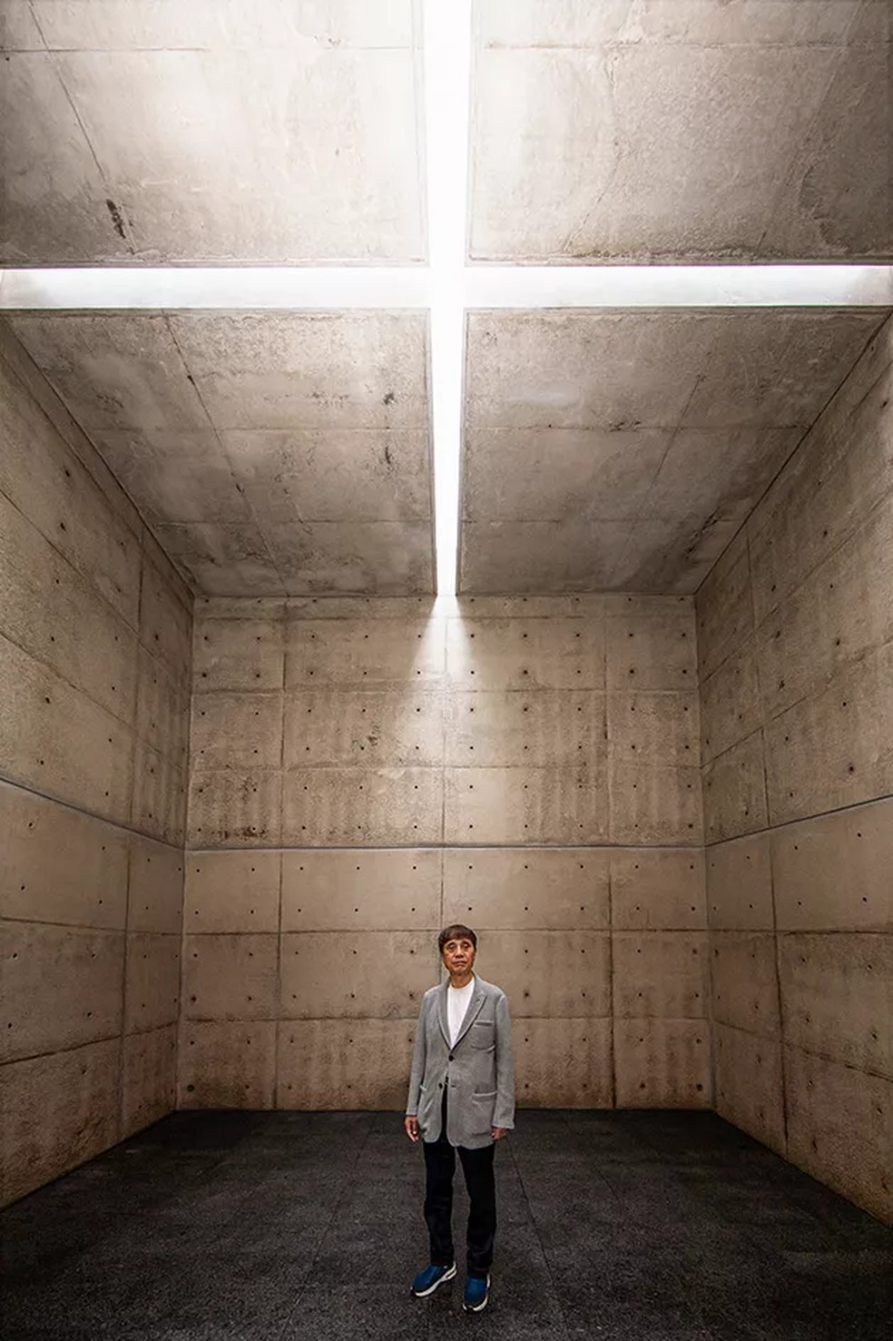 O arquiteto Tadao Ando no "Space of Light"  — Foto: Divulgação/Museu SAN