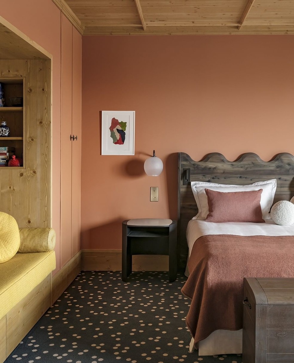 Pêssego: ideias de decoração com a cor de 2024 da Pantone — Foto: Jérôme Galland/Divulgação