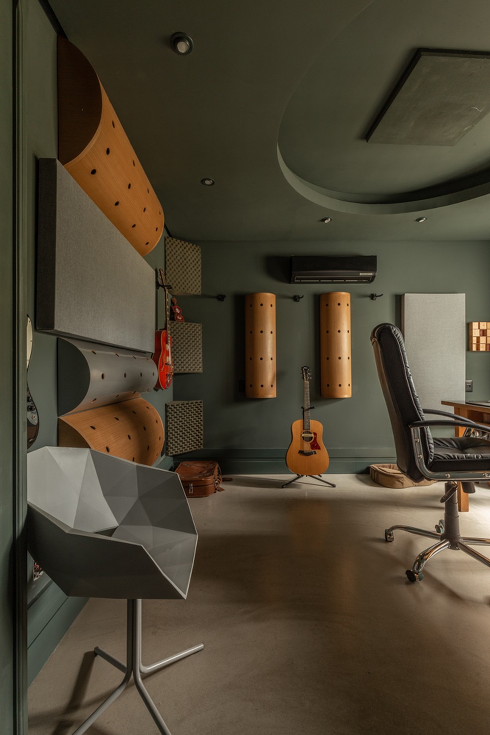Estúdio de gravação, instalado no andar superior — Foto: Marcelo Donadussi