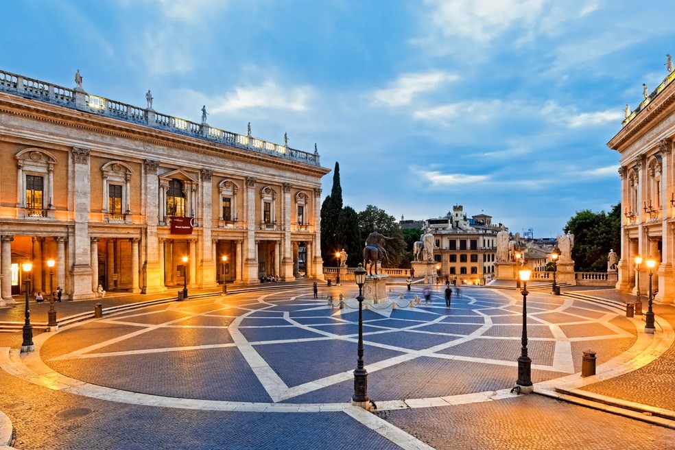 A Praça do Capitólio, na Itália, é considerada o primeiro museu do mundo — Foto: Rudy Sulgan/Getty Images