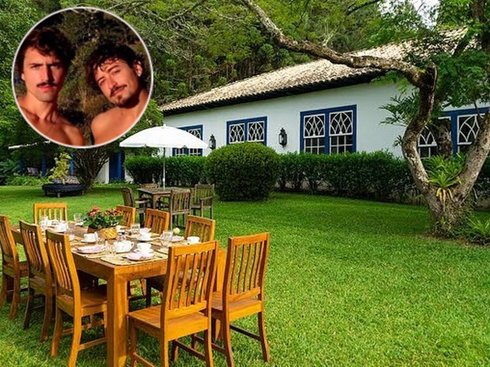 Jesuíta Barbosa e o namorado curtem hotel-fazenda com diárias de até R$ 10 mil — Foto: Reprodução/Instagram @ciceroscope