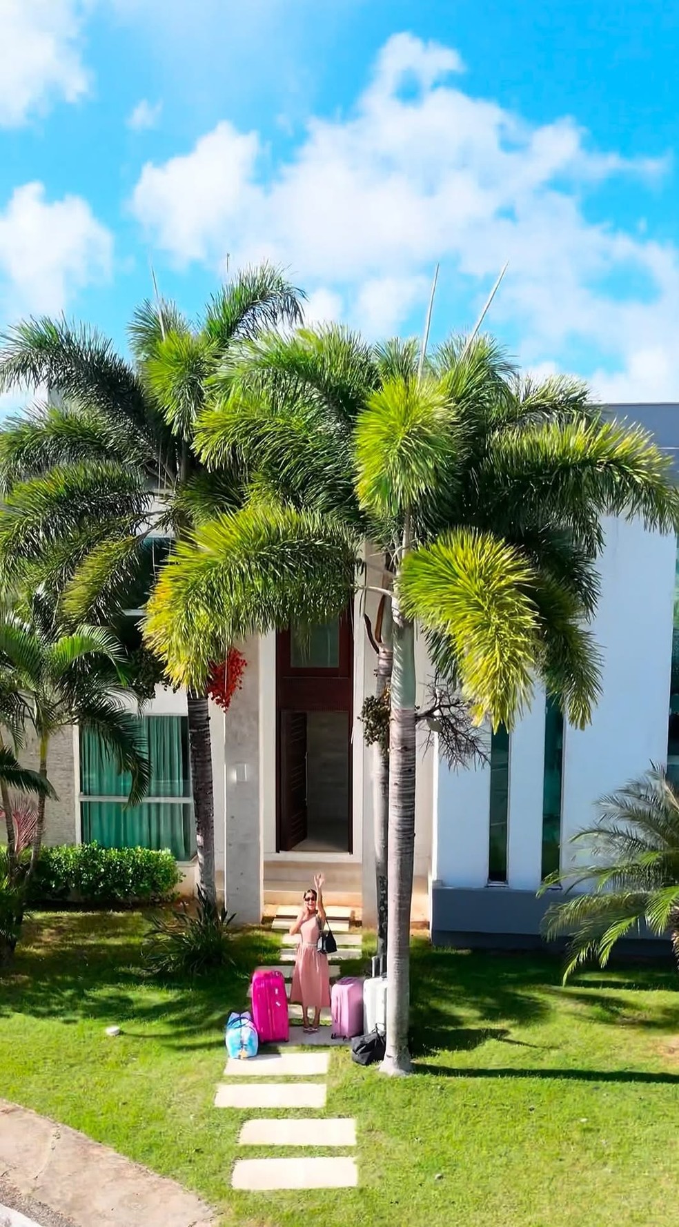 Cantora e ex-BBB Flay abre sua nova casa em Natal — Foto: Reprodução/Instagram