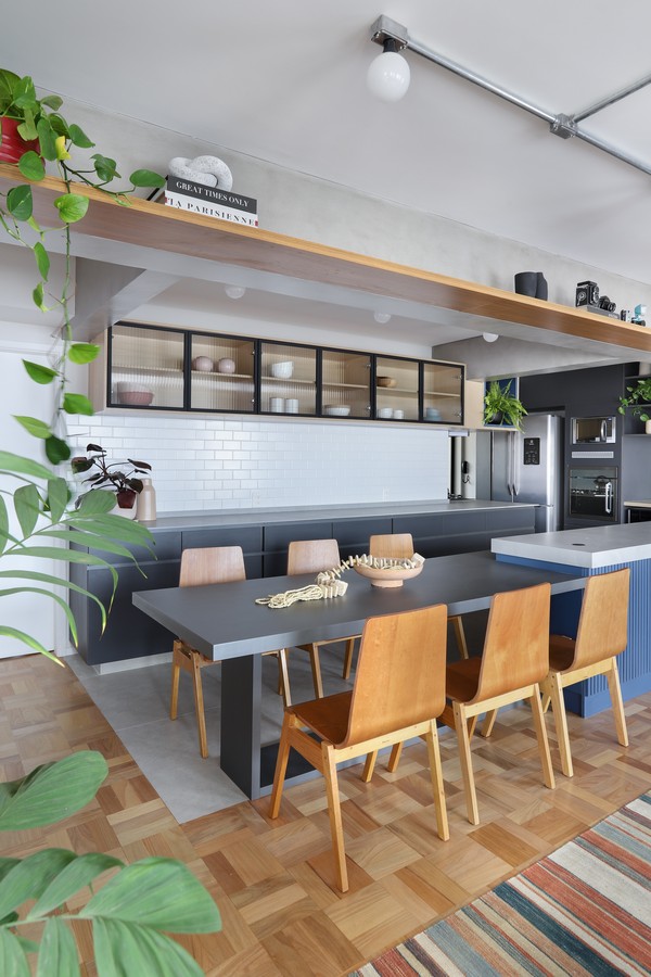 Cozinha com península: 11 ideias bem executadas para se inspirar