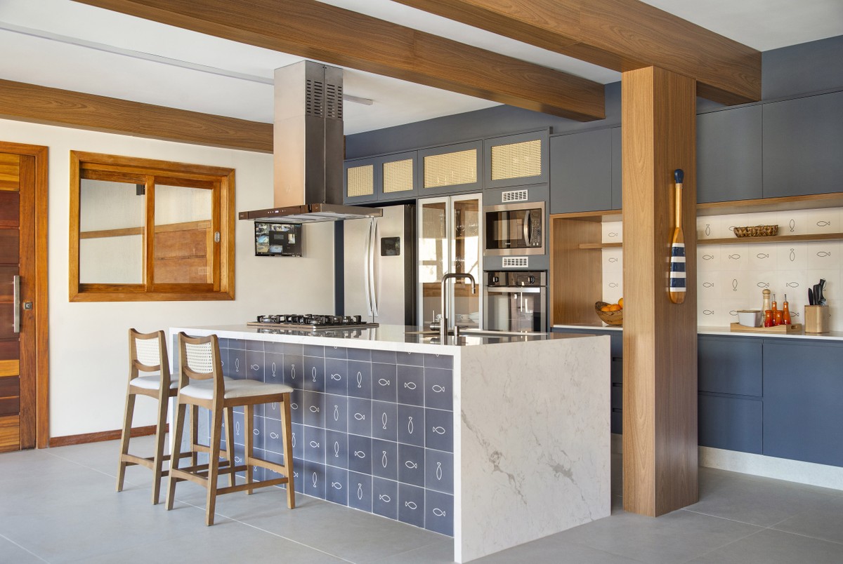 Décor do dia: cozinha integrada à sala de jantar com ilha e inspiração ...