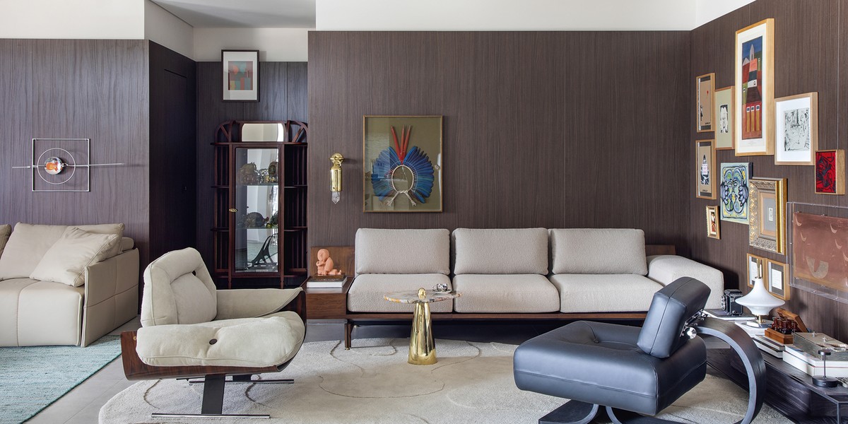 Design modernista e arte se destacam em apartamento