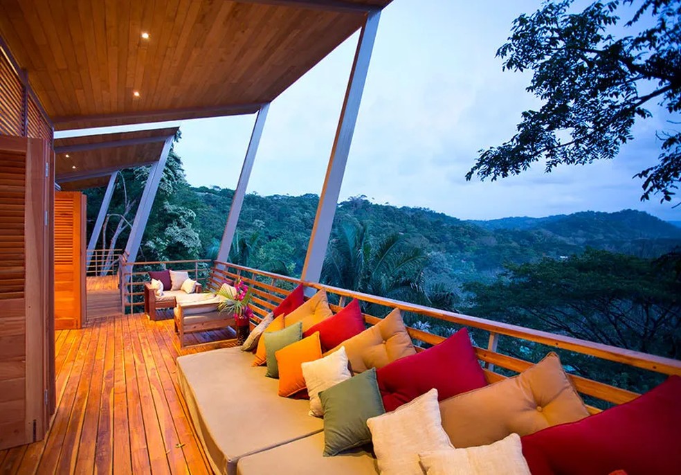 Casa flutuante, na Costa Rica, permite se aproximar dos animais — Foto: The Modern House/Divulgação