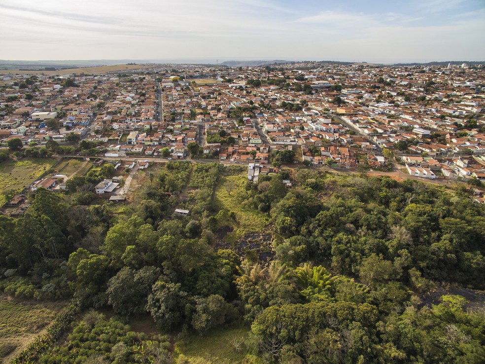 Vista aérea de Botucatu, listada entre as cidades mais seguras do Brasil  — Foto: Ranimiro Lotufo Neto/Getty Images