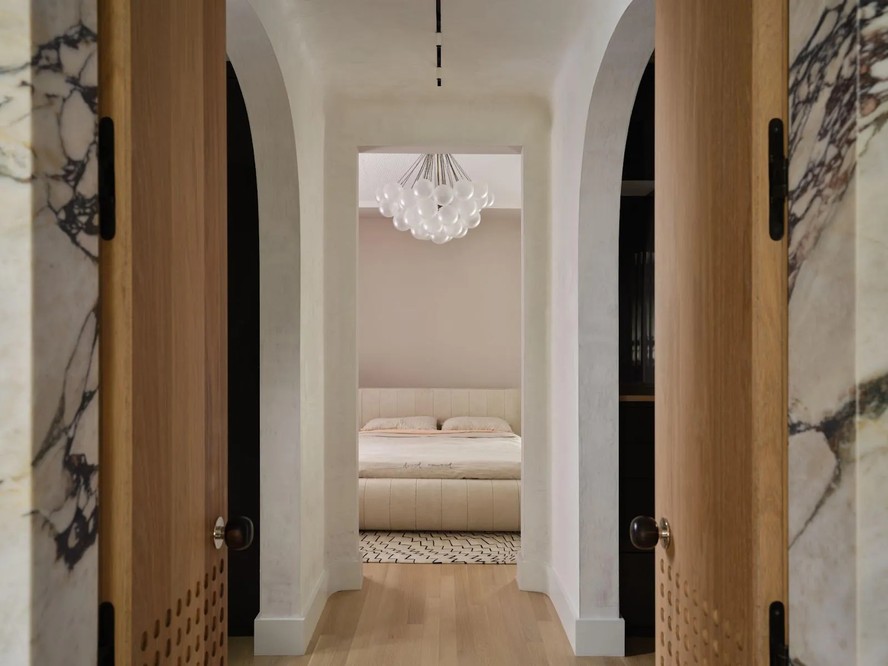 No quarto, luminária Cloud XL, design Apparatus