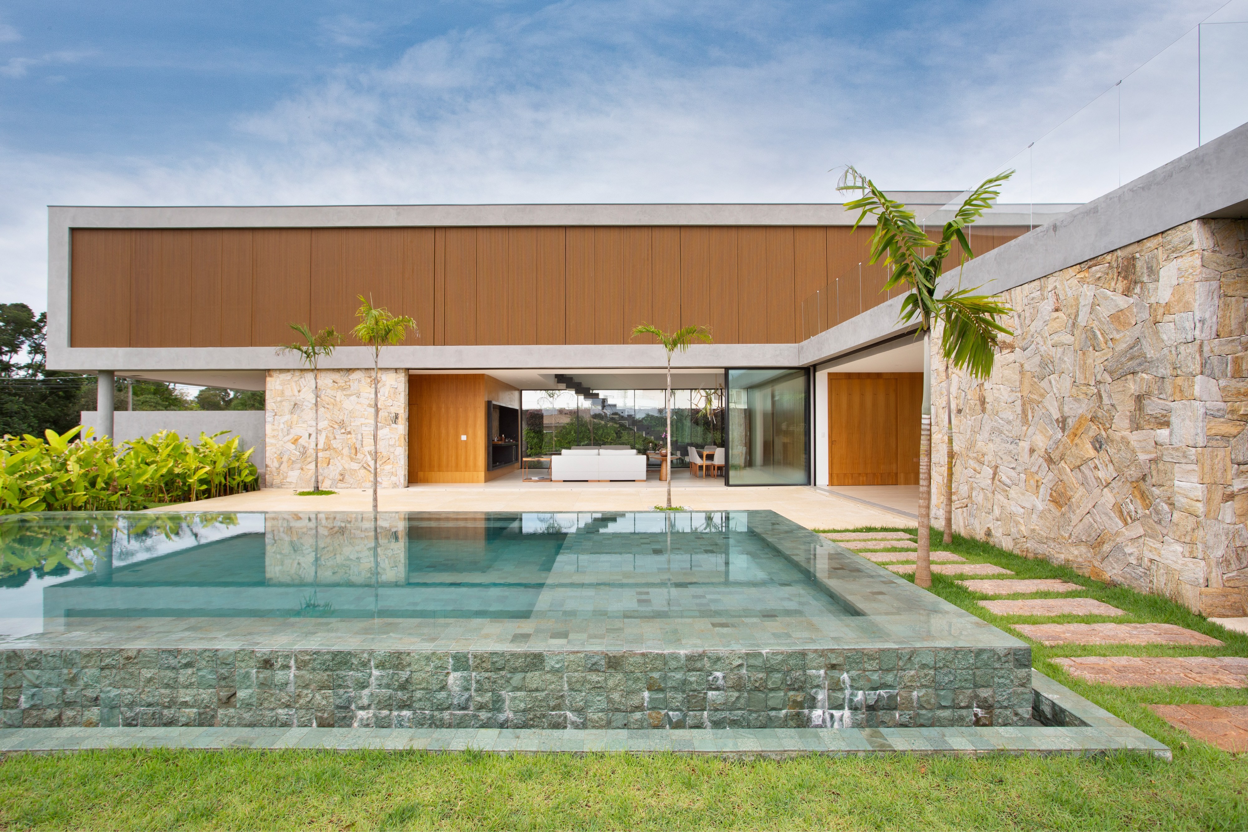 Pedra hijau: o que é e como usar na arquitetura e decoração