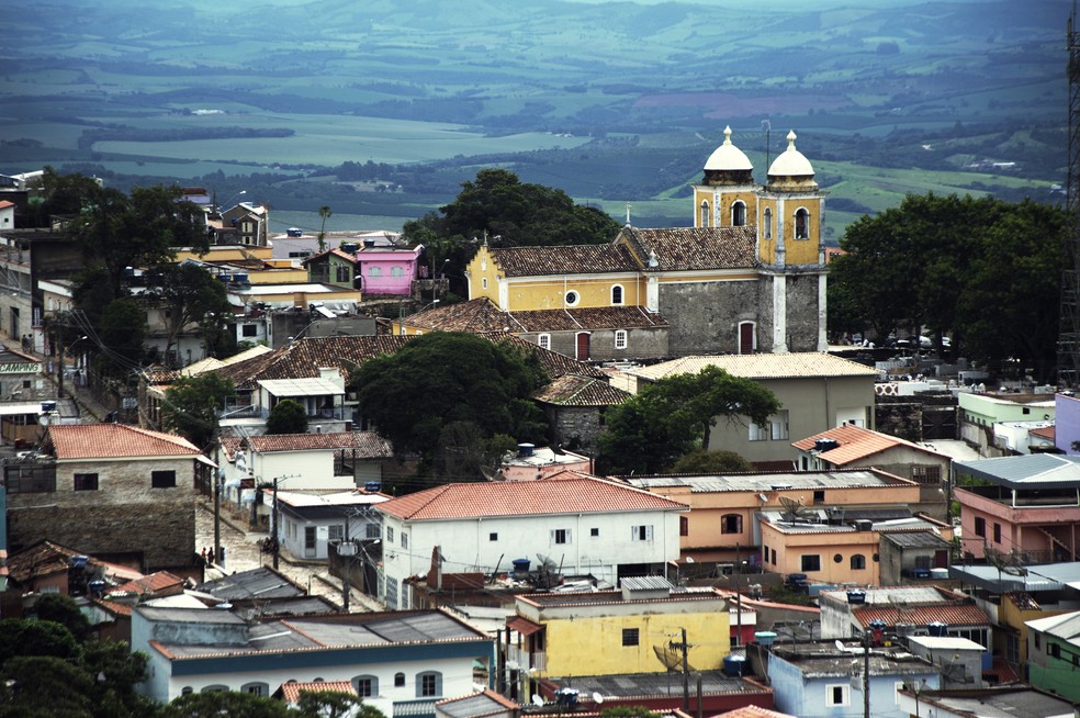 A 1.291 metros de altitude, temos São Thomé das Letras, em Minas Gerais — Foto: Carlos Fabal/Getty Images