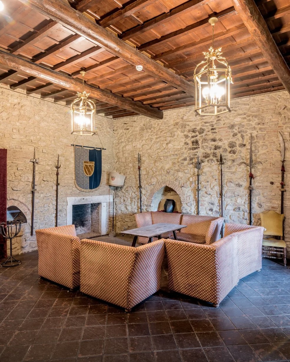 Castelo medieval está à venda por R$ 41,8 milhões na Itália — Foto: Divulgação