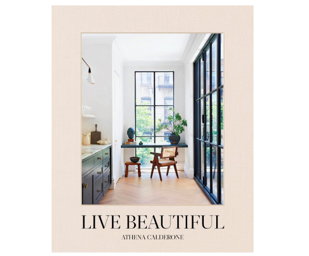 Livro Live Beautiful, por Athena Calderone  — Foto: Reprodução/Amazon