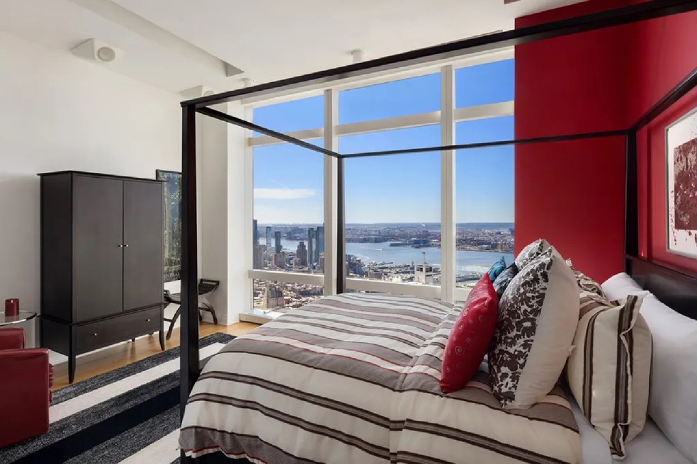 Cobertura no 80º andar de edifício tem vista para quatro estados nos EUA — Foto: Evan Joseph/Sotheby's International Realty