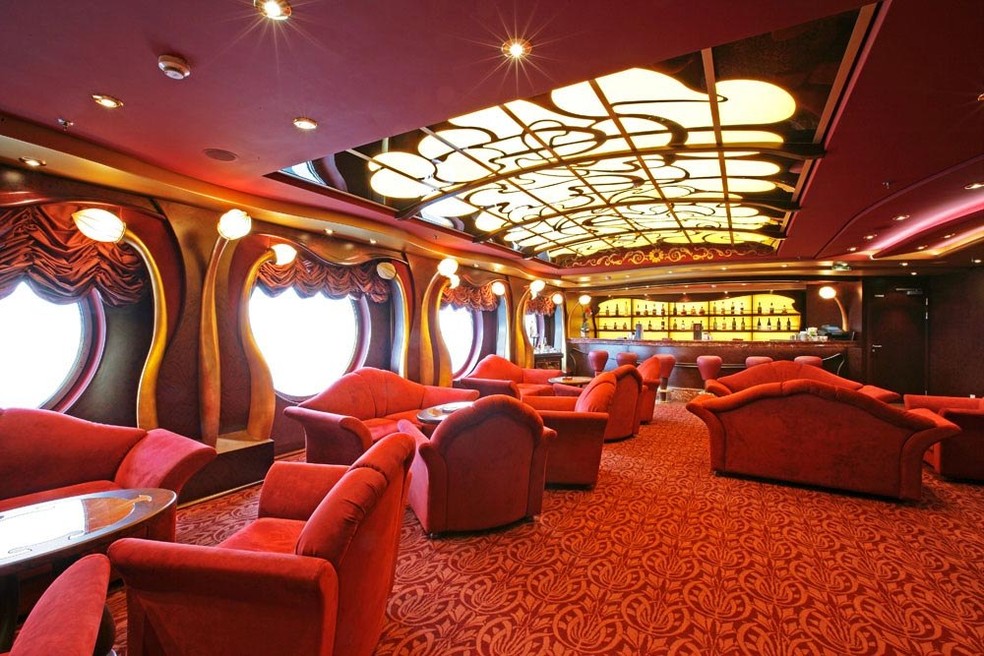Lounge do navio — Foto: Divulgação