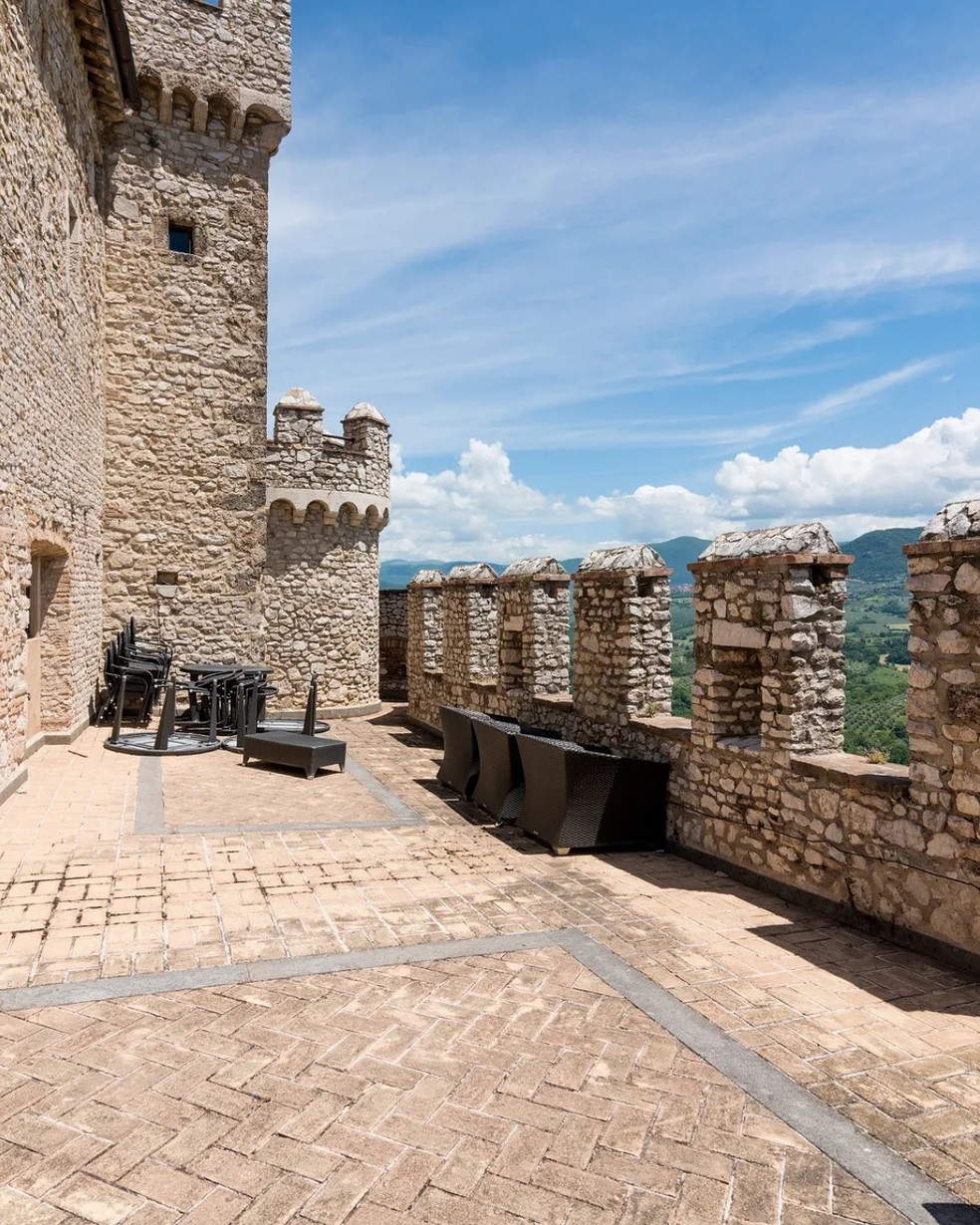 Castelo medieval está à venda por R$ 41,8 milhões na Itália — Foto: Divulgação