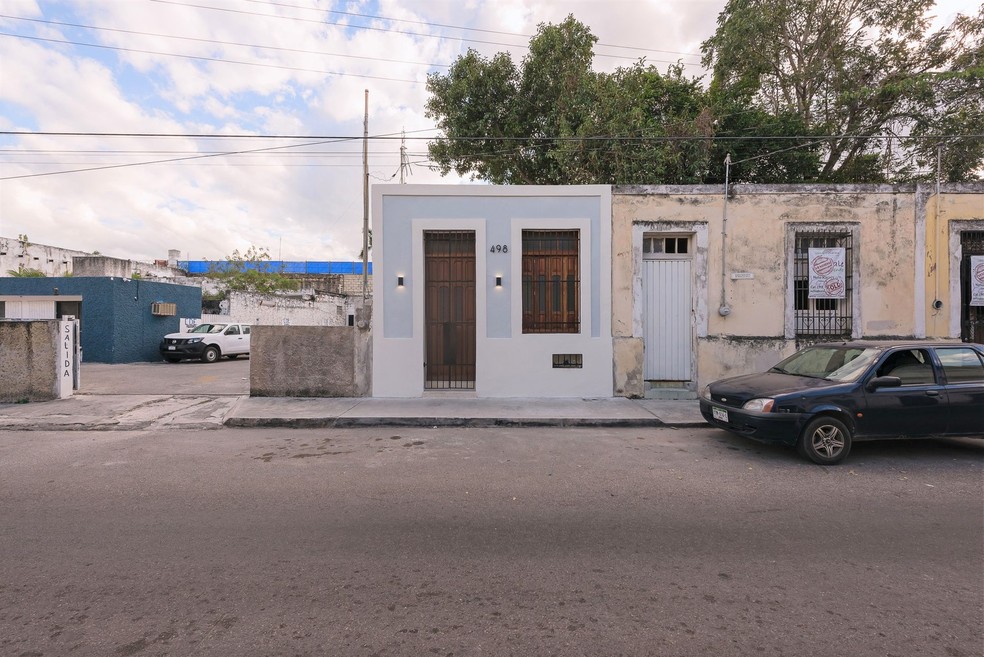 Casa viraliza nas redes sociais por fachada simples e interior surpreendente — Foto: Tamara Uribe 