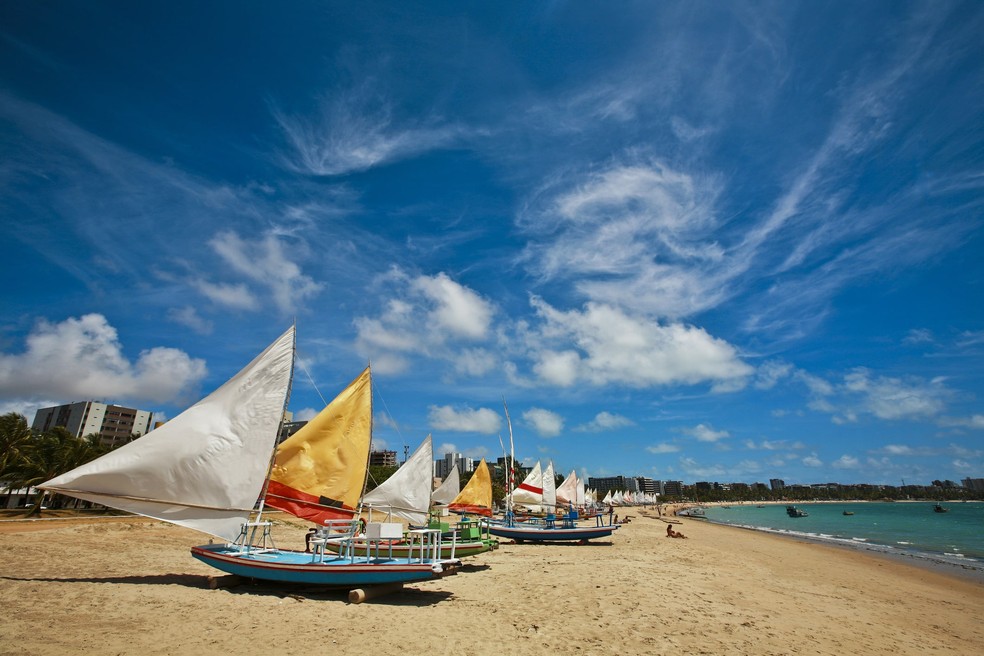 Praia de Pajuçara, em Maceió — Foto: Getty Images/Ruy Barbosa Pinto