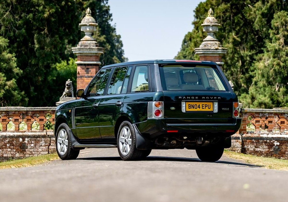 Range Rover de Elizabeth II é vendido por valor recorde em leilão