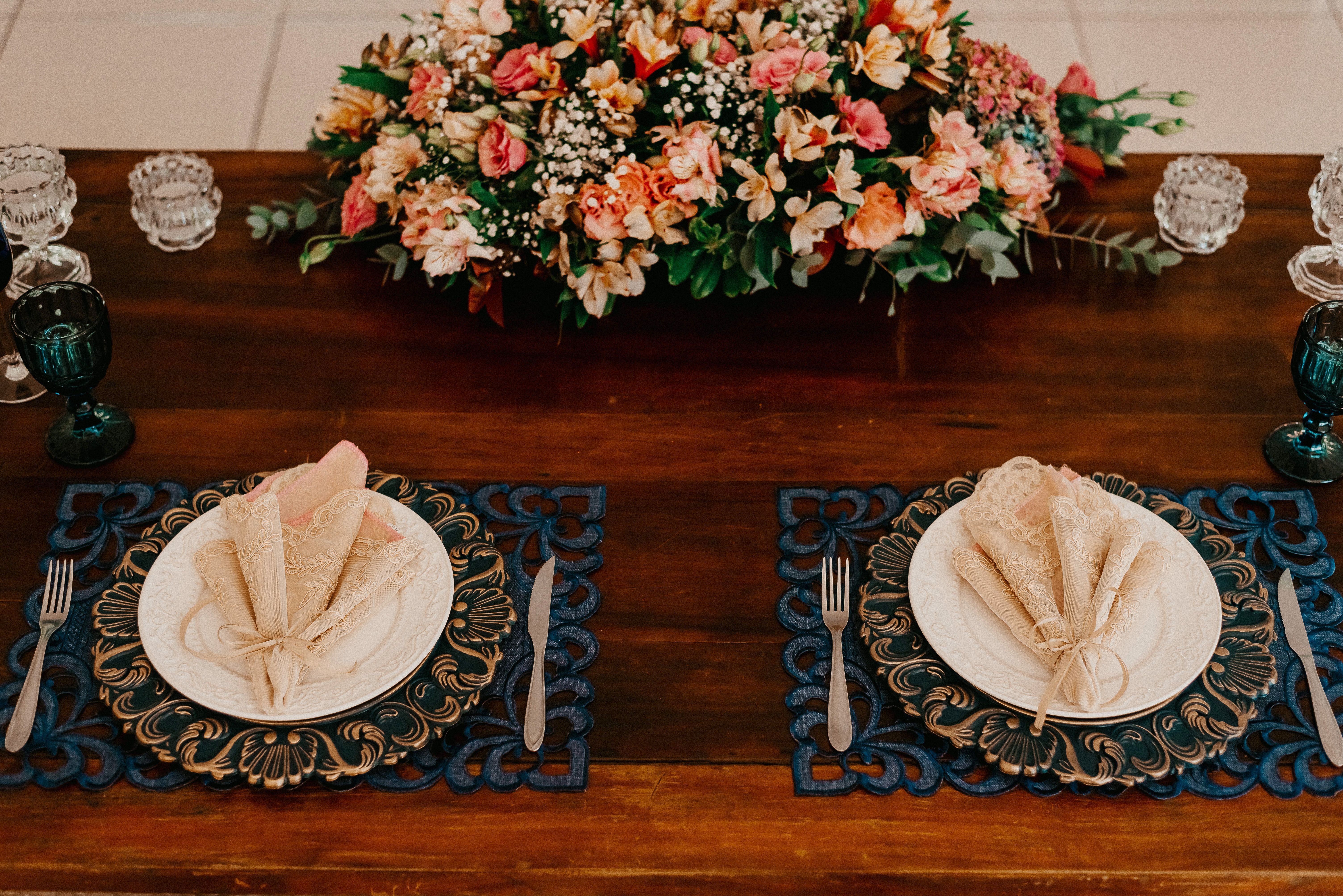 Capa fotográfica da fonte da Casa & Forma: Como montar uma mesa bonita sem comprar um jogo de jantar novo