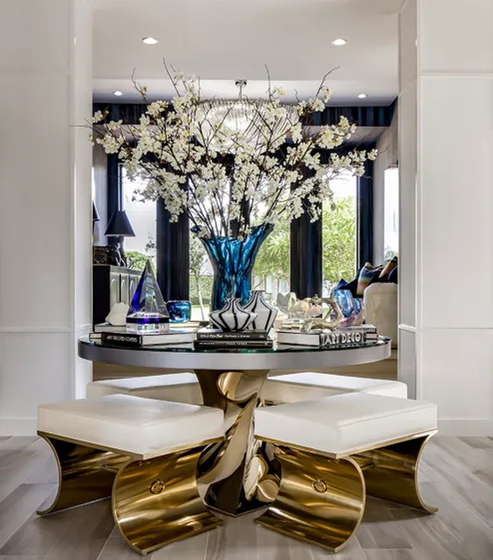 Dourado também foi aposta da designer de interiores Lori Morris — Foto: Lori Morris Design/Divulgação
